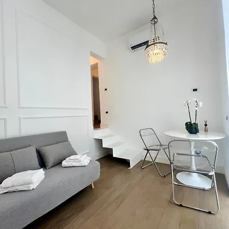 Apartment Lion *
