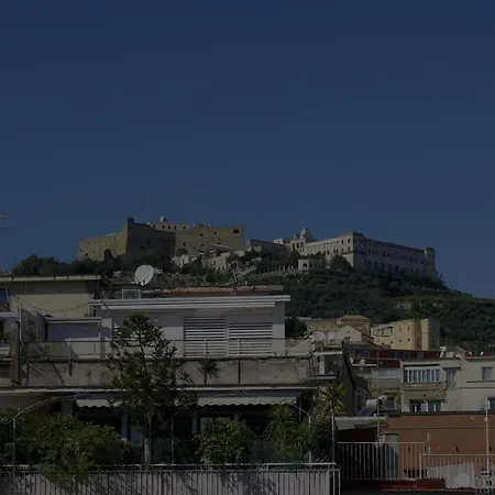 Lion * Νάπολη